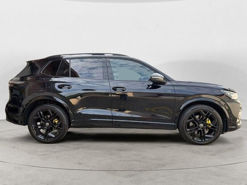 Volkswagen Tiguan Tiguan 2.0 tdi R-Line 150cv dsg