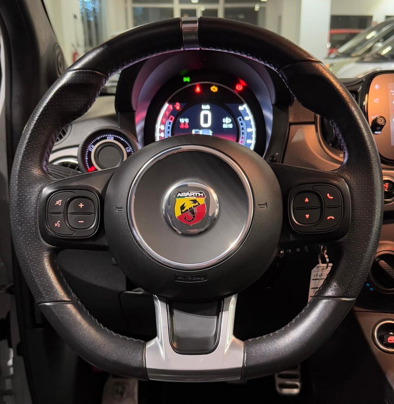 Abarth 595 C 1.4 Turbo T-Jet 165 CV