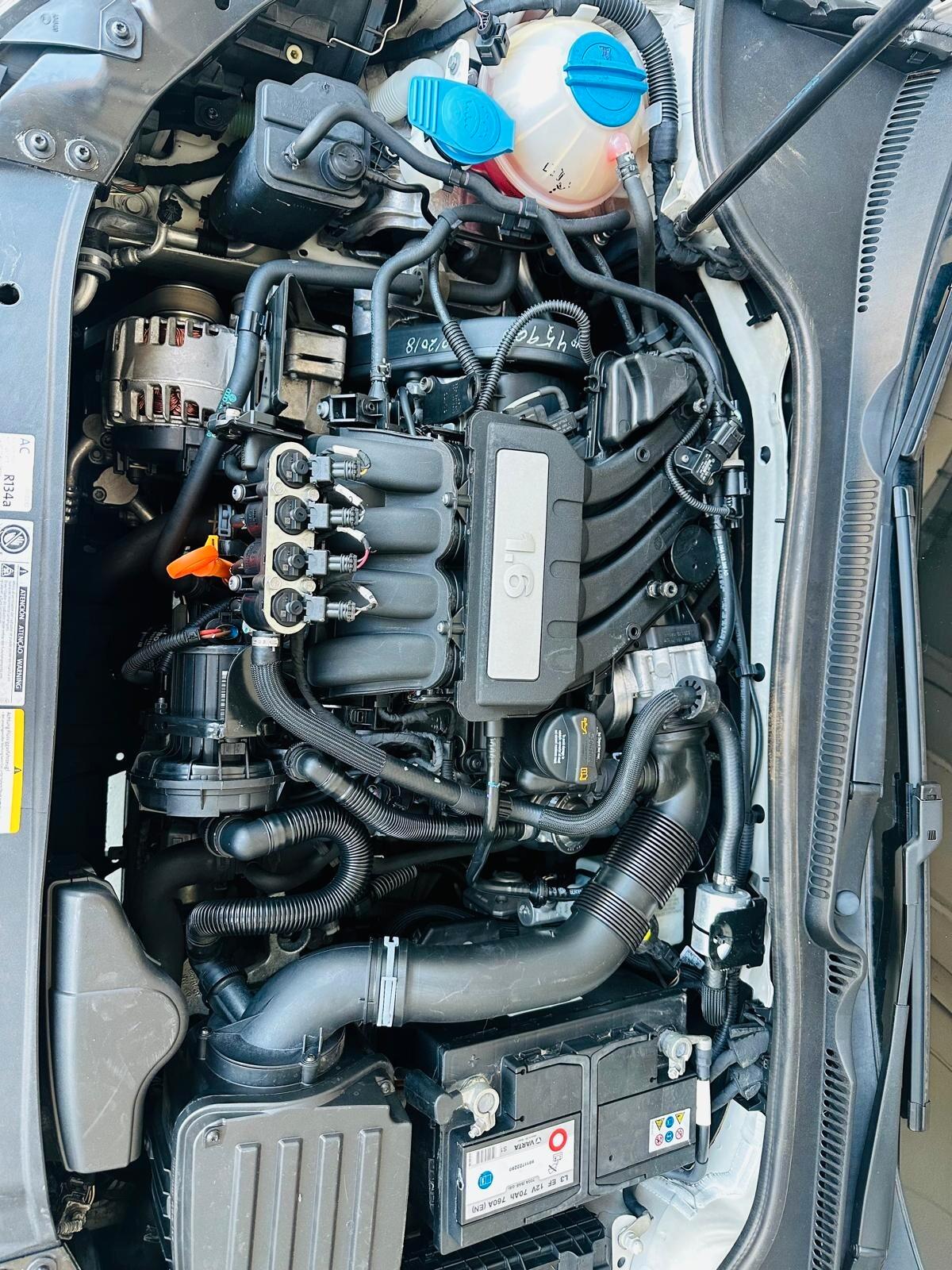 Volkswagen Golf Business 1.6 5p. Highline BiFuel