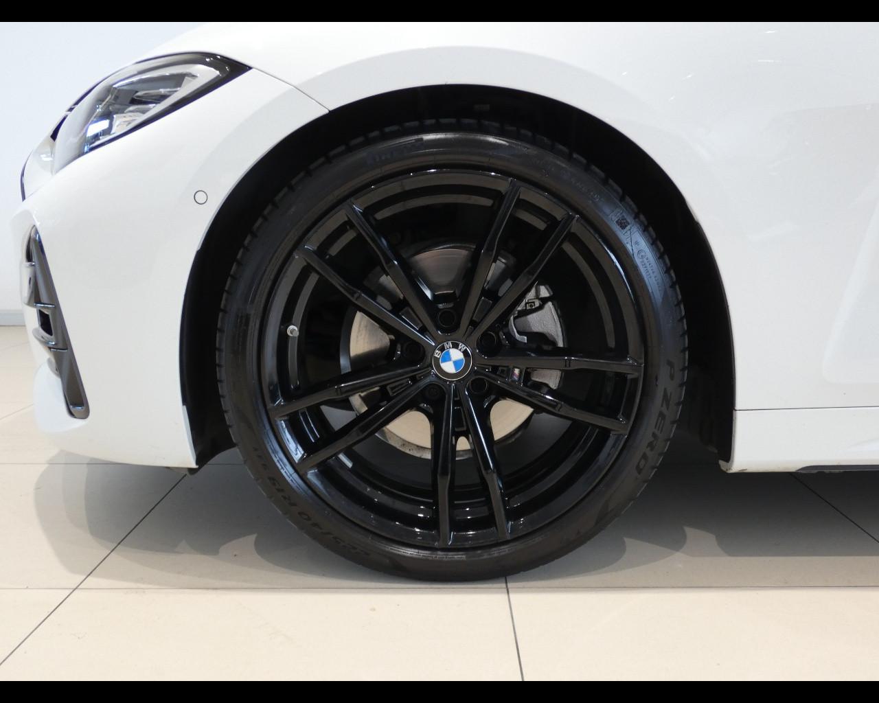 BMW Serie 4 Cpé(G22/82) - 420d 48V Coupé Msport