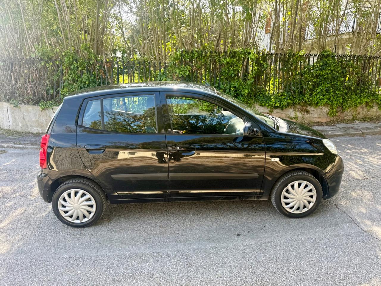 Kia Picanto 1.0 Benzina 105 milaKM neopatentati