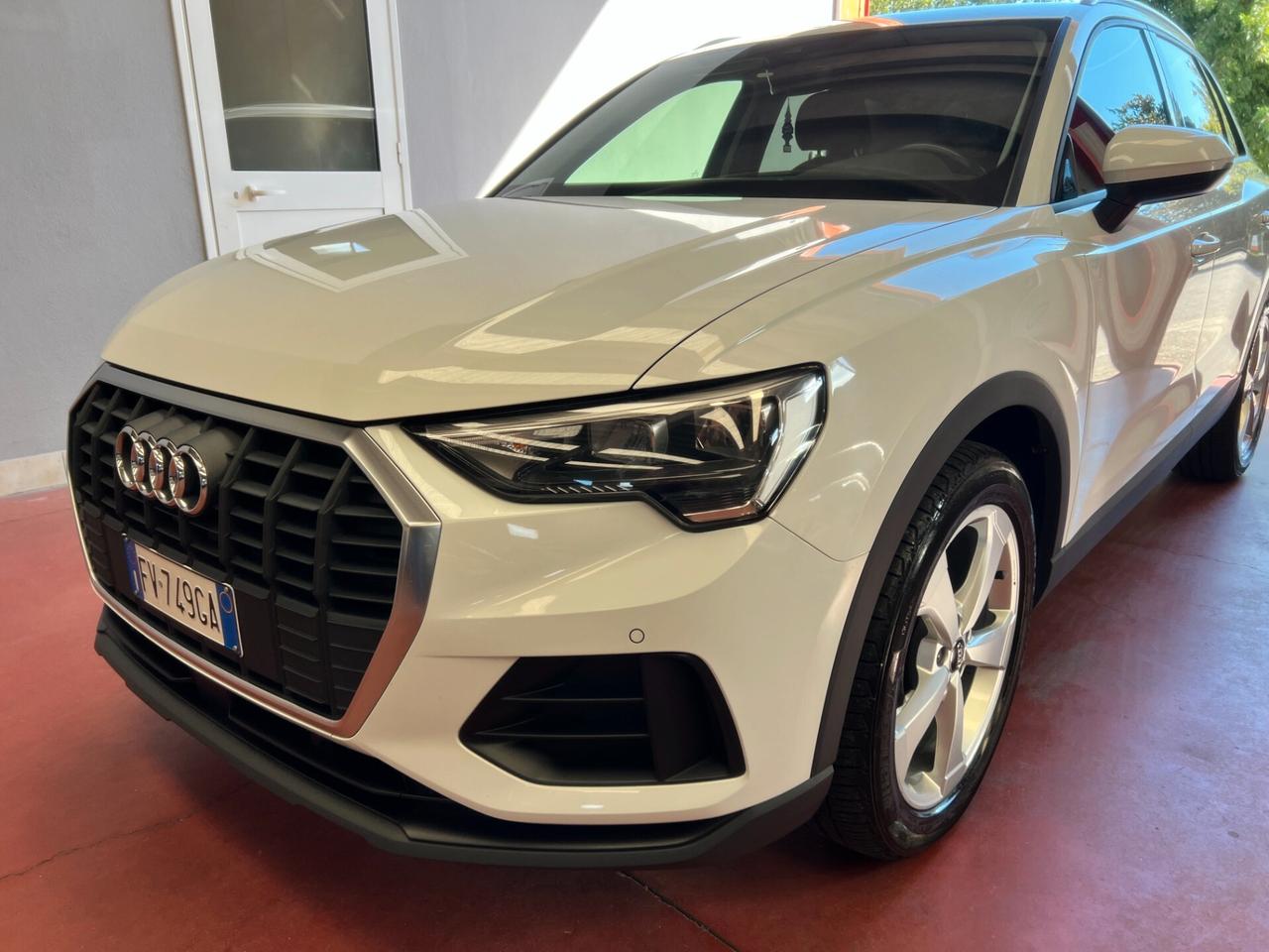 Audi Q3 35 TDI S tronic Business Advanced