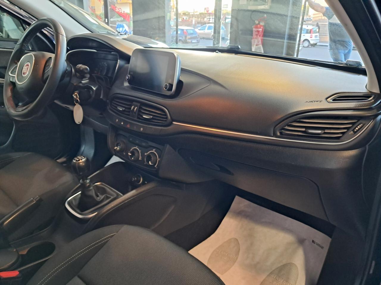 Fiat Tipo 1.6 Mjt 120 cv 5p. Easy Business