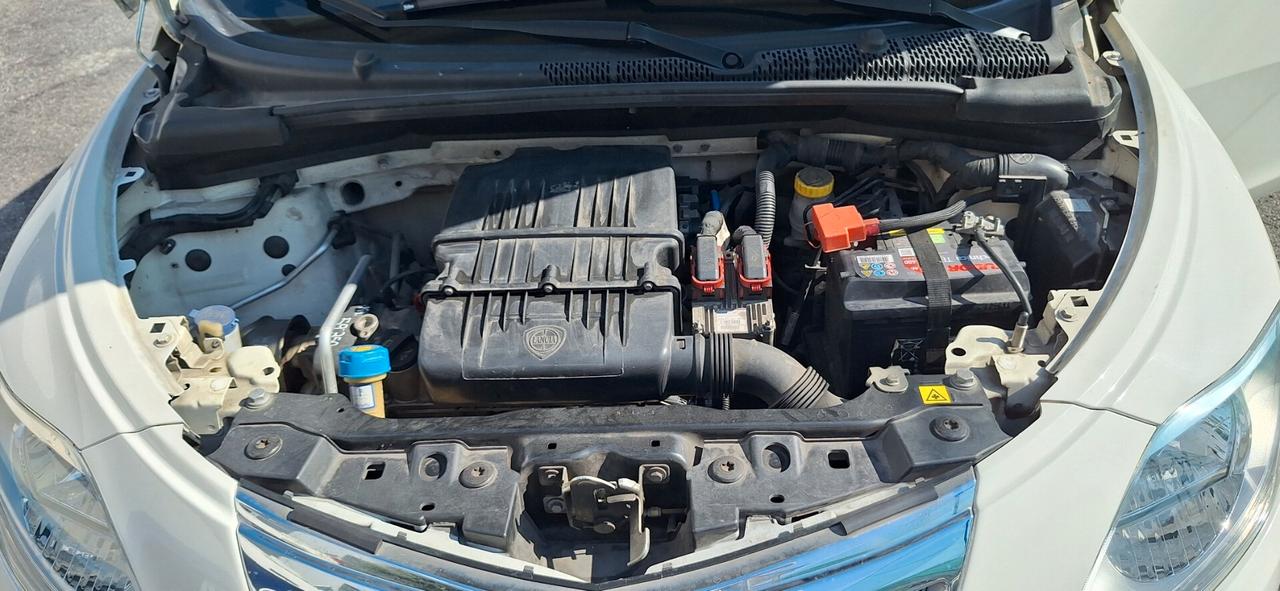 Lancia Ypsilon 1.2 69 CV 5 porte Gold