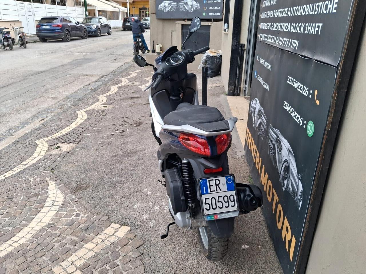 Piaggio Medley 150