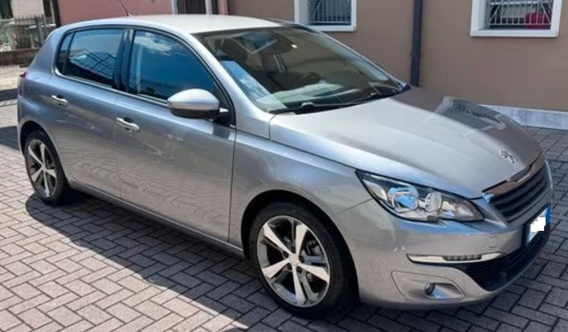 Peugeot 308 1.6 HDi 115 CV - 2015