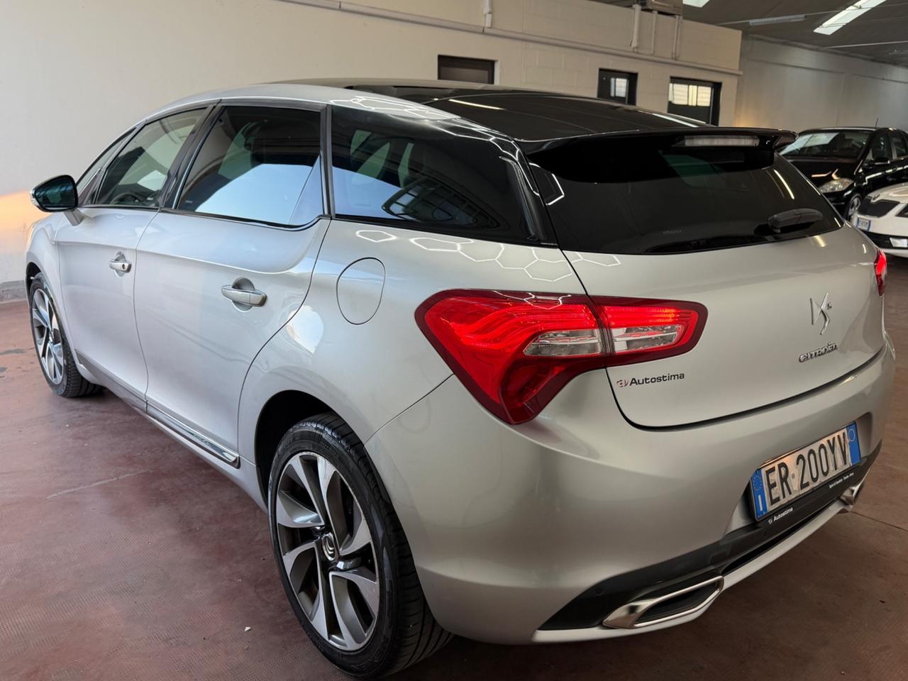 Ds DS5 5 2.0 HDi 160 PURE PEARL