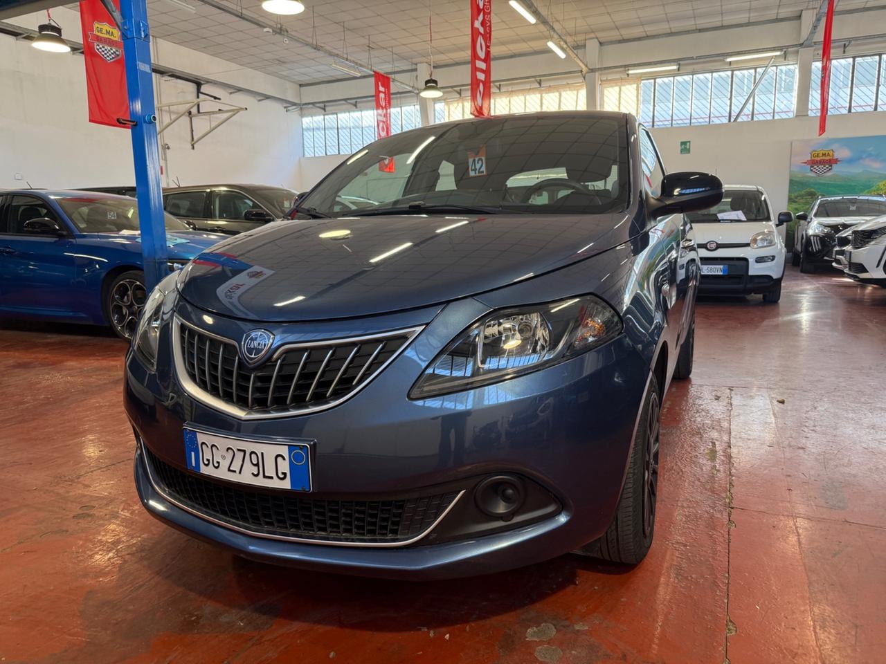 Lancia Ypsilon 1.0 FireFly 5 porte S&S Hybrid Ecochic Silver PREZZO SENZA VINCOLI