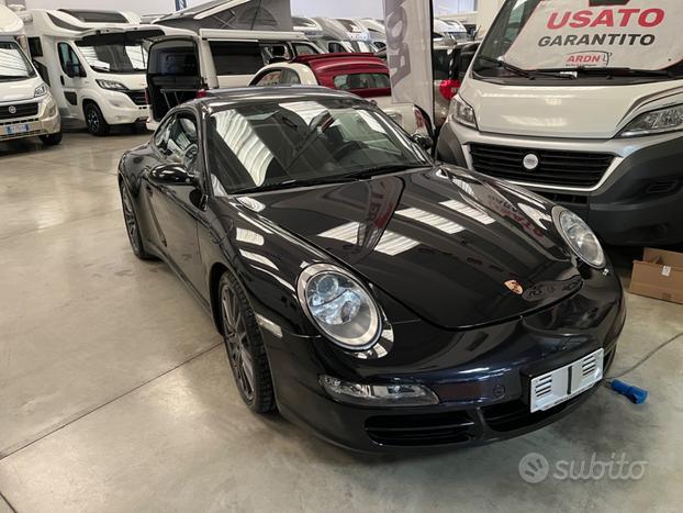 PORSCHE 911 carrera 4S