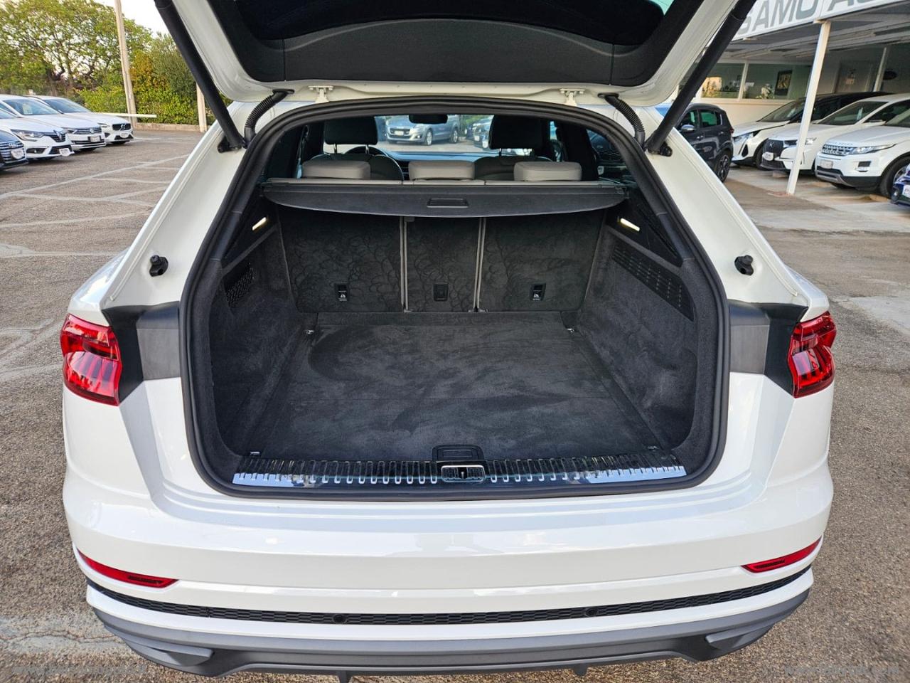 AUDI Q8 45 TDI S-LINE TETTO APRIBILE