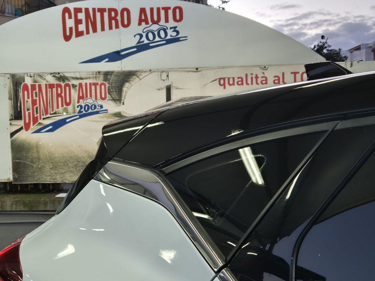 RENAULT - Captur - Blue dCi 8V 115 CV EDC Intens