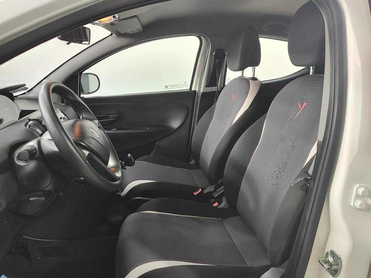 Lancia Ypsilon 1.2 69 CV 5 porte GPL Ecochic Plati