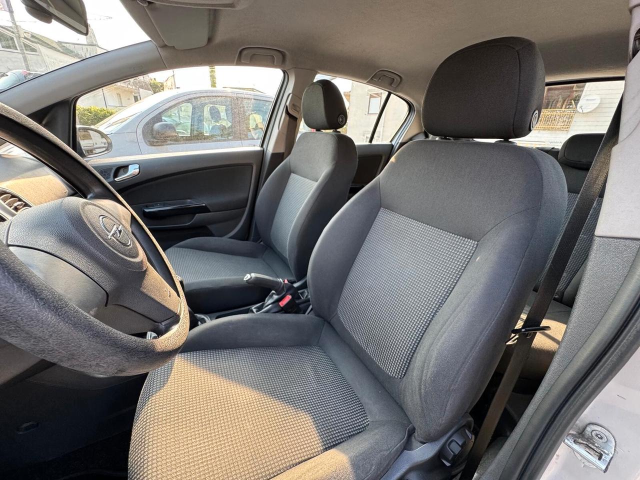 Opel Corsa 1.2 5 porte Enjoy GPL