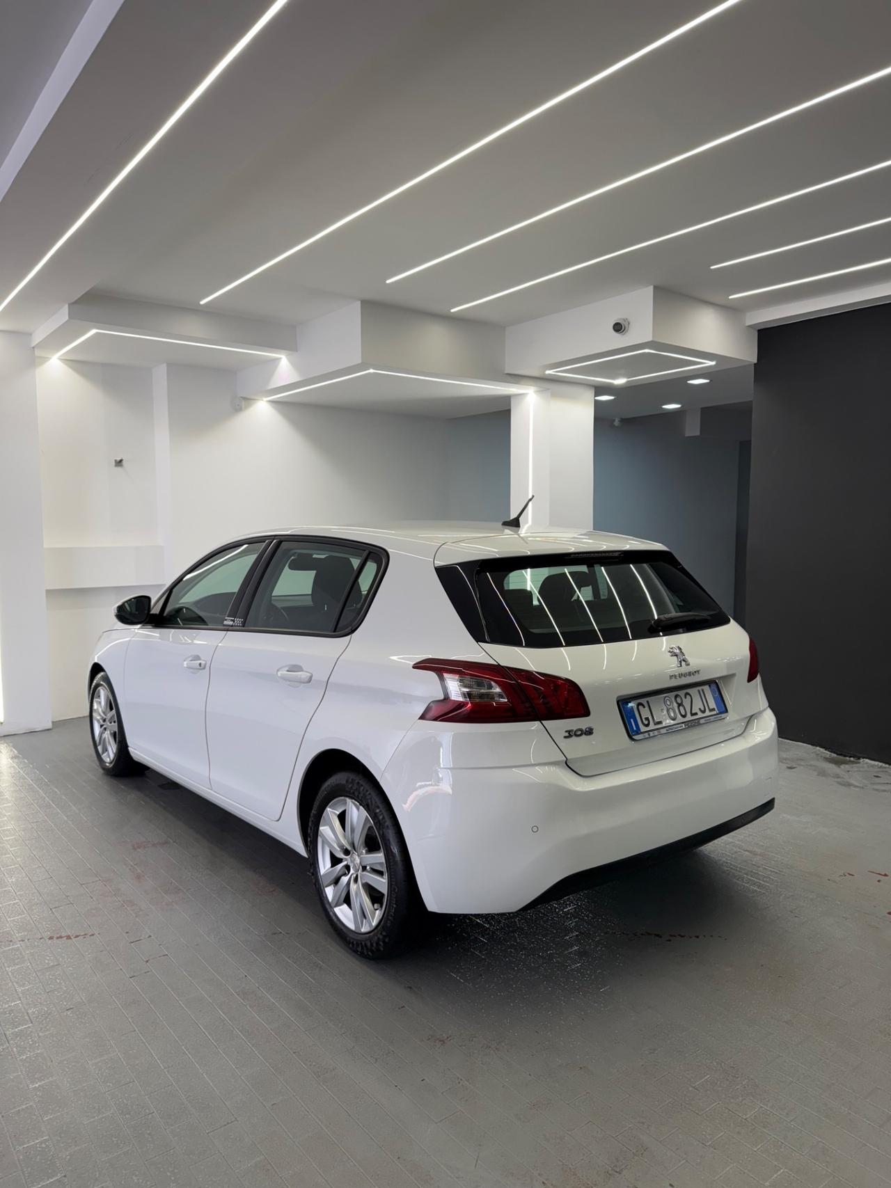 Peugeot 308 BlueHDi 130 S&S Allure