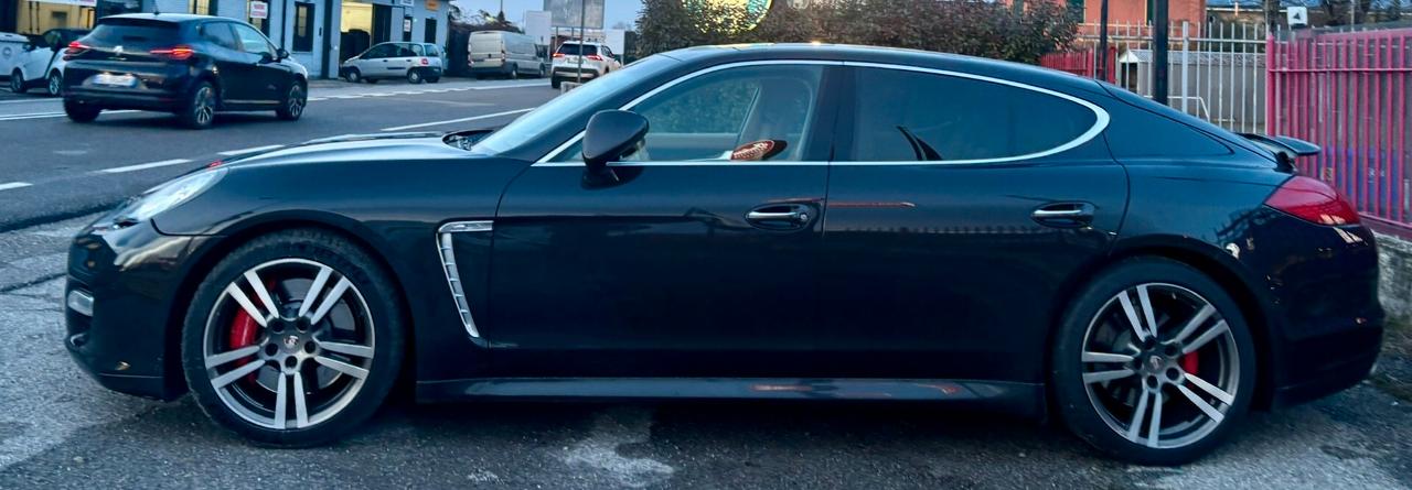 Porsche Panamera 4.8 Turbo chrono sport pack PDK7