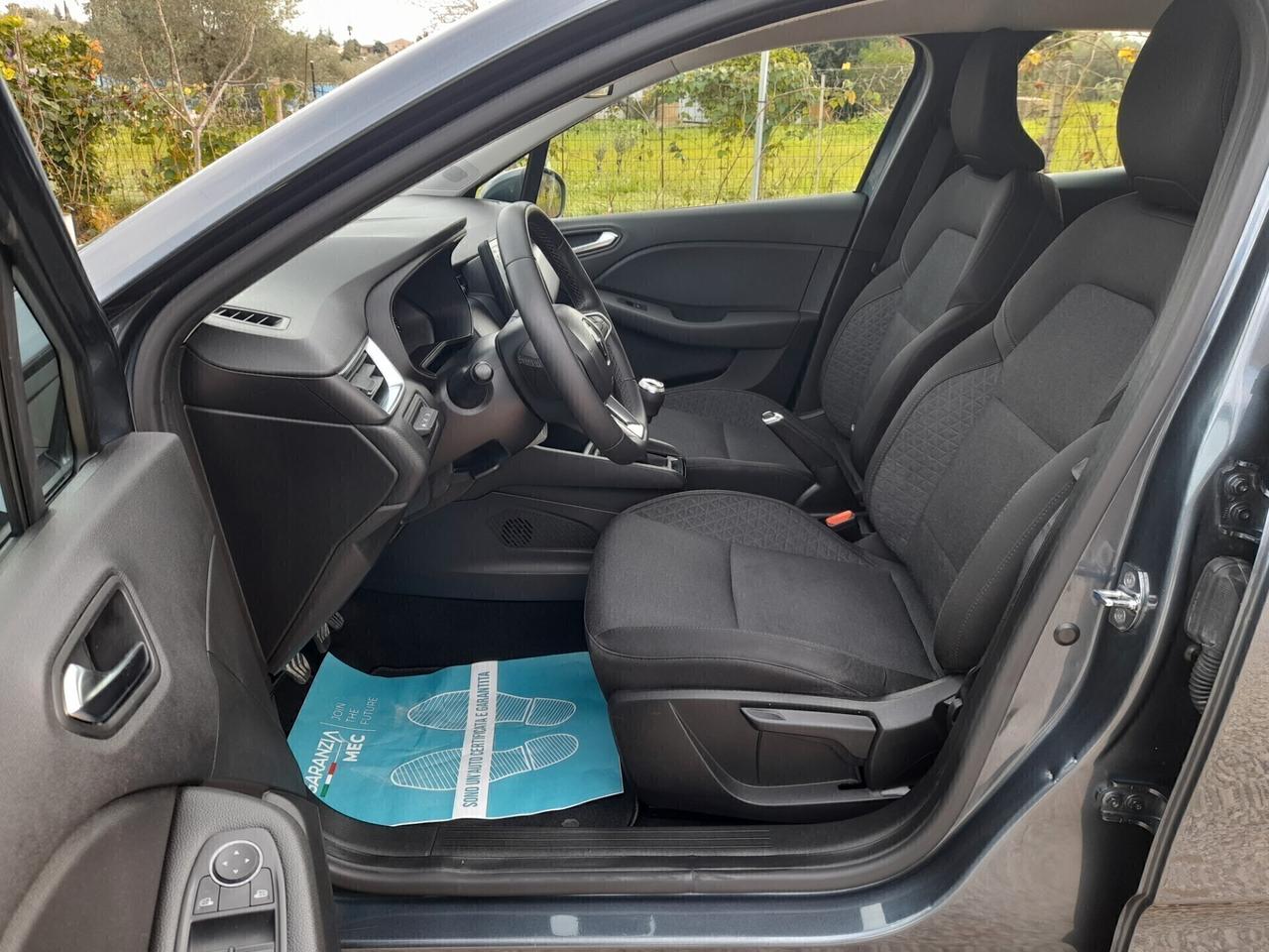 Renault Clio TCe 90 CV ok neopatentati anno 2022