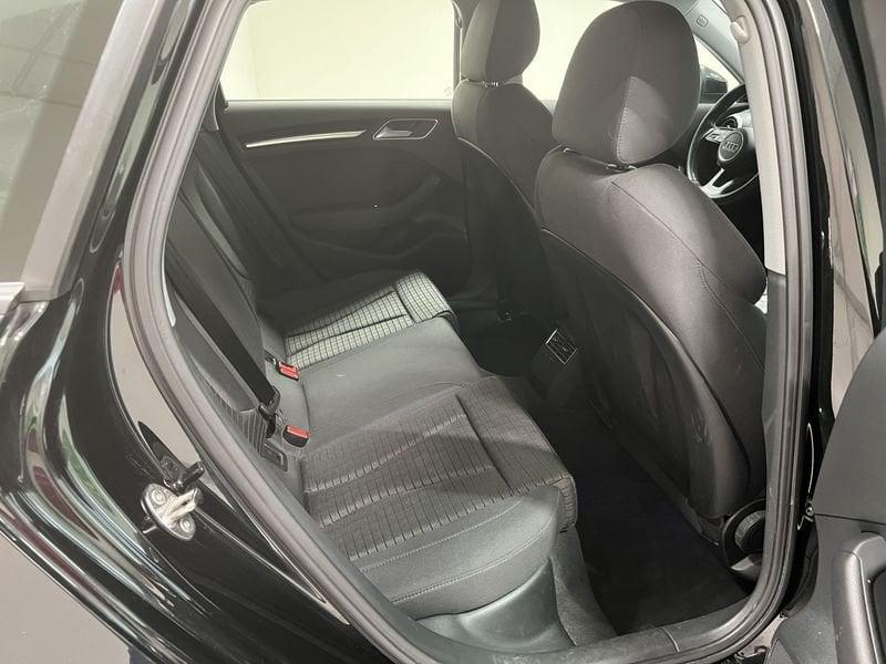 Audi A3 Sportback 35 TFSI COD S-Tronic Sport - prezzo vero senza obbligo di finanziamento
