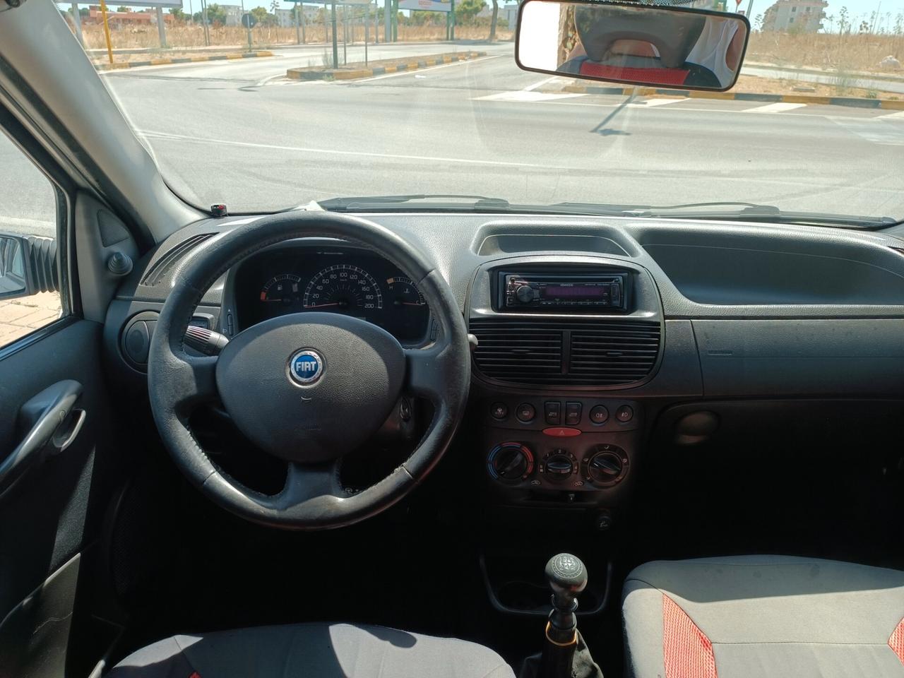 Fiat Punto 1.2 5 porte Active Natural Power