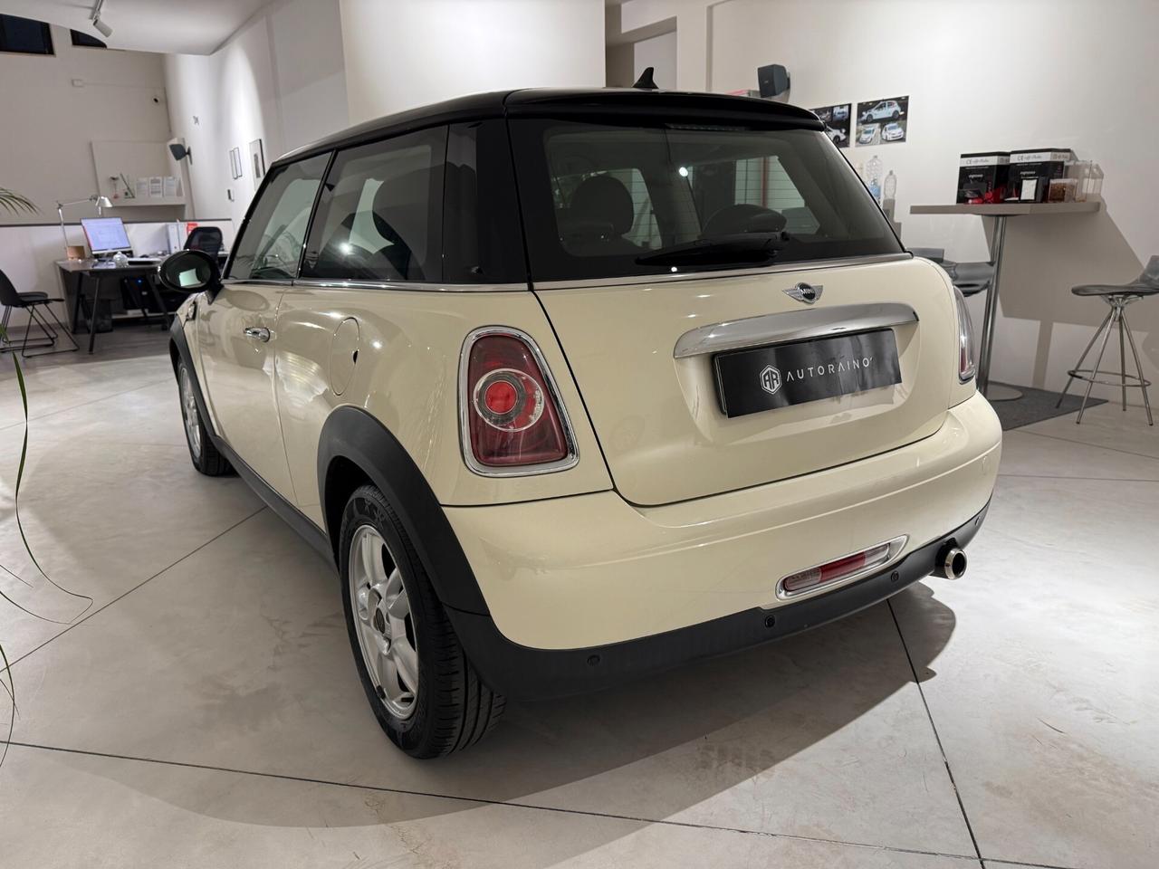 Mini 1.6 16V One D
