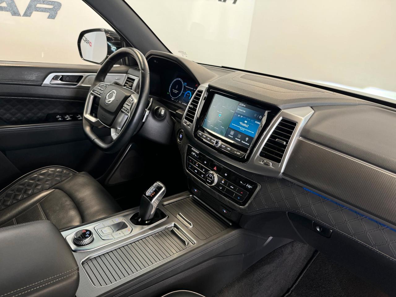 Ssangyong REXTON 2.2 4WD Icon 8 A/T FULL OPTIONAL