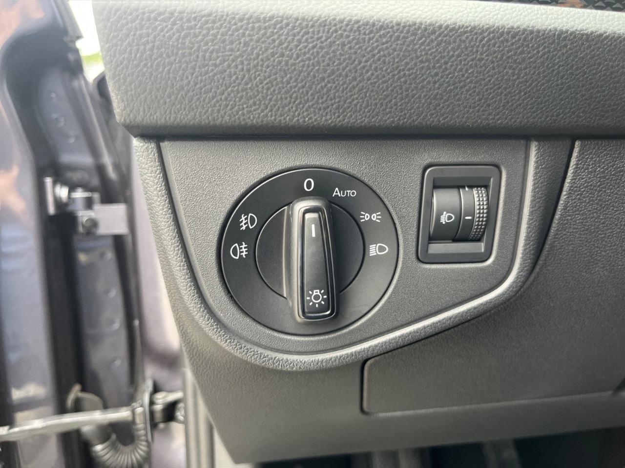 Volkswagen Taigo 1.0 tsi life 110cv