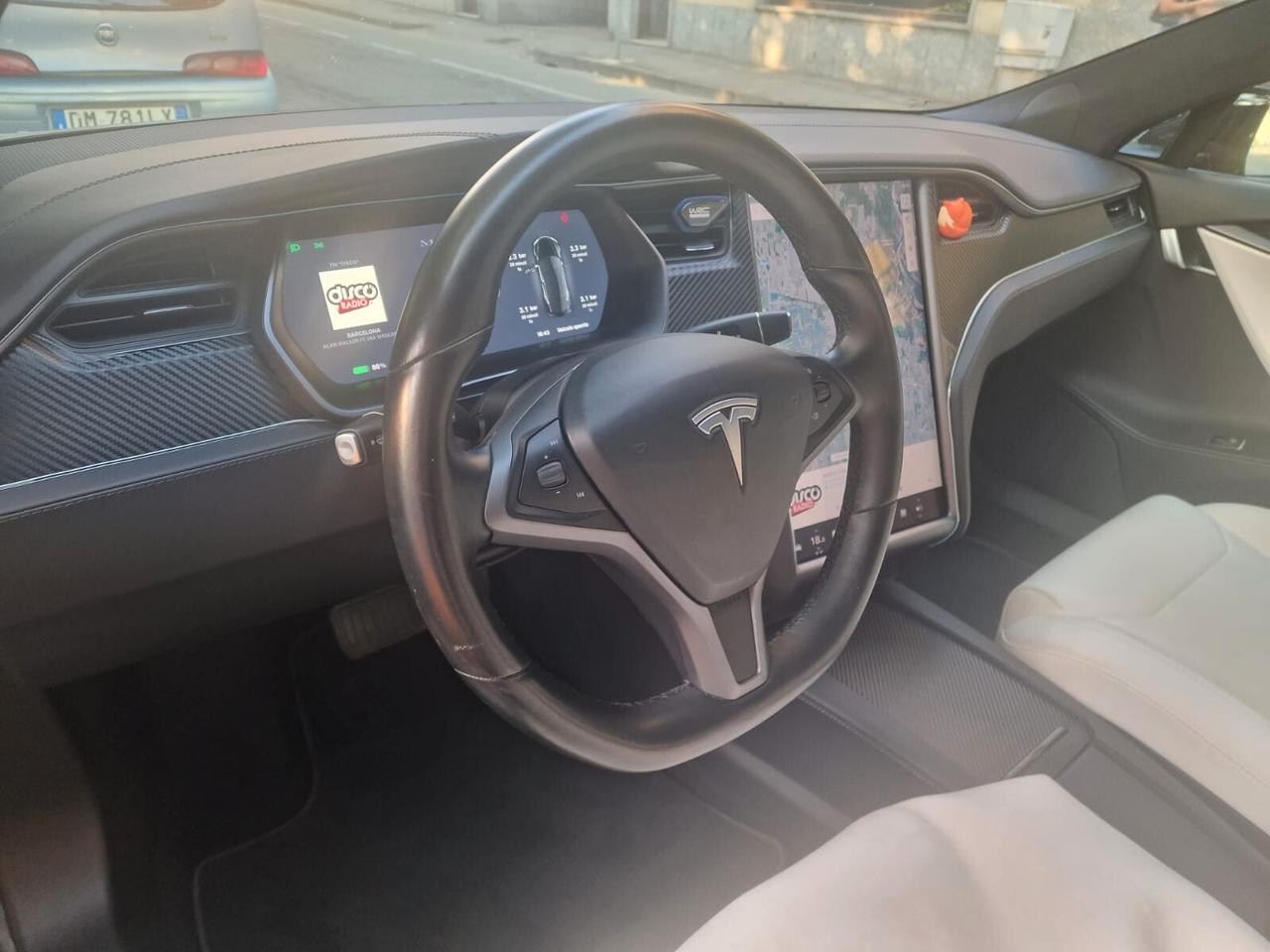 Tesla Model S Dual Motor PELLE TOTALE BIANCA