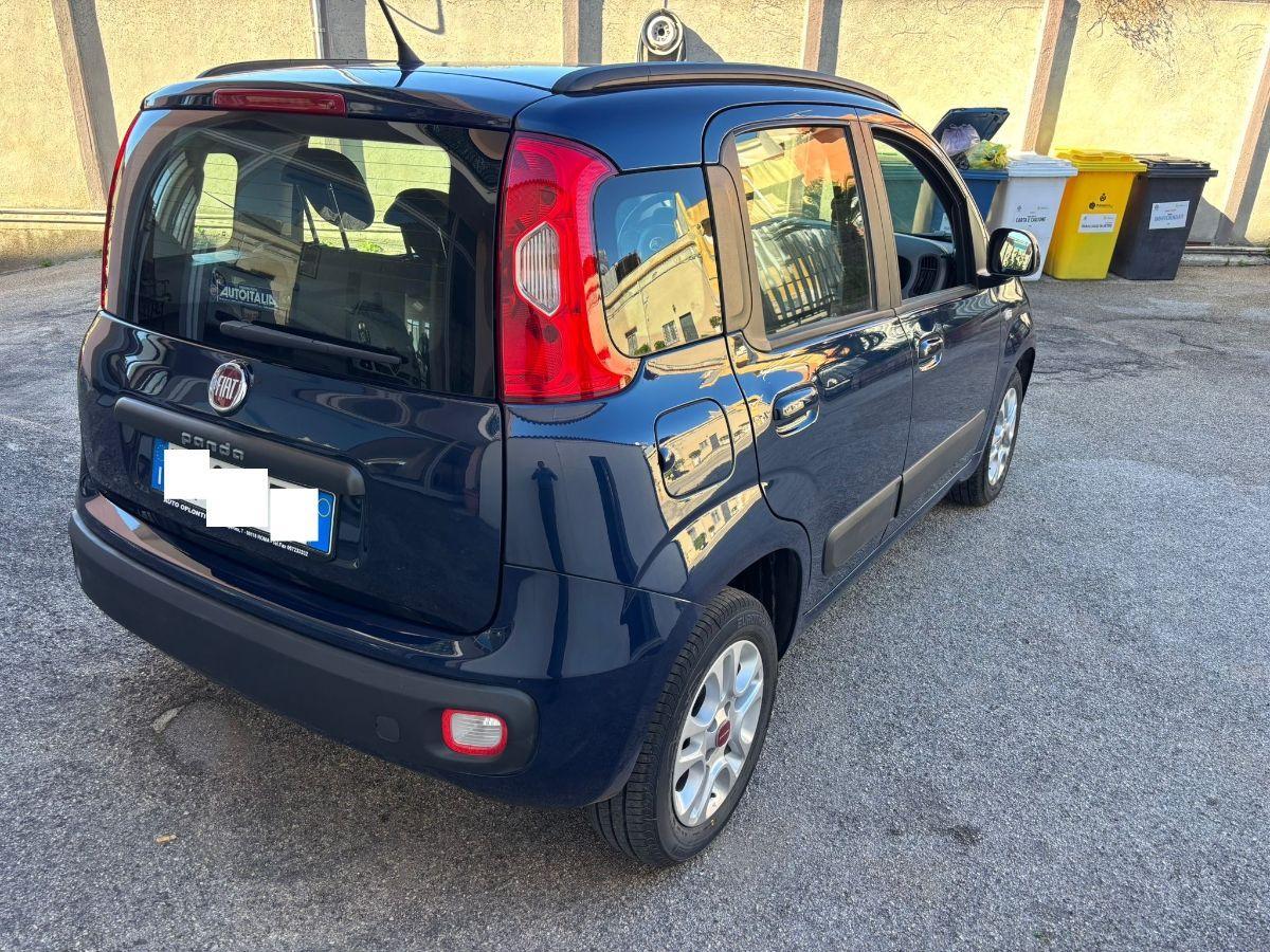 FIAT Panda 1.2 Lounge 5 posti