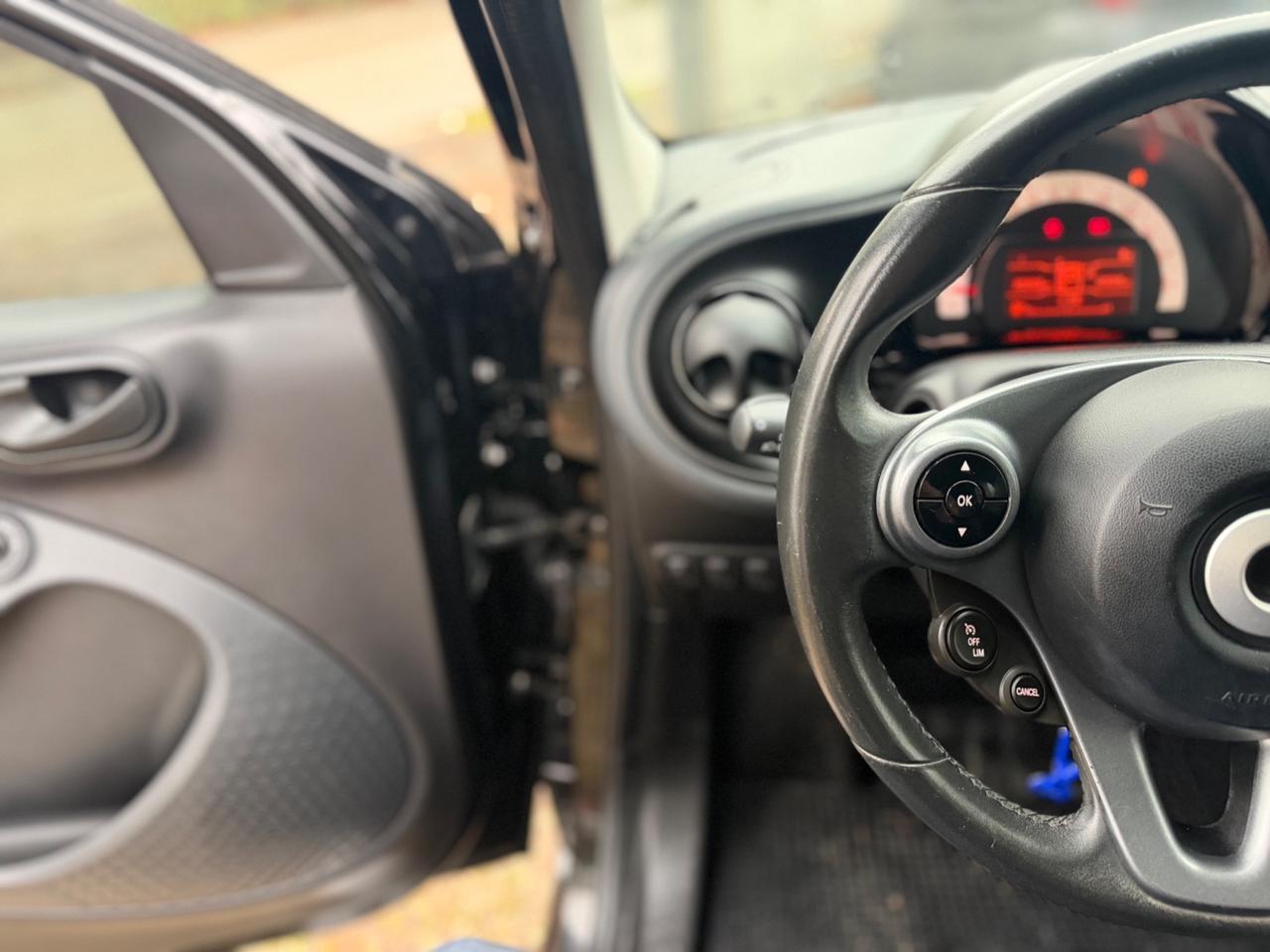 Smart ForFour 70 1.0 twinamic Passion NEOPATENTATI