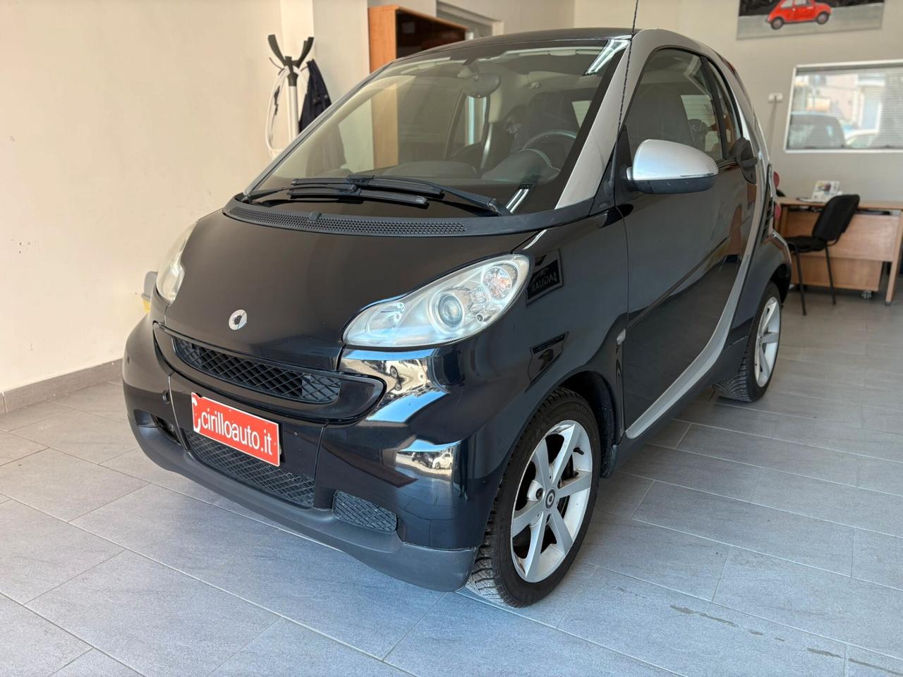 Smart ForTwo 1000 52 kW MHD coupé passion
