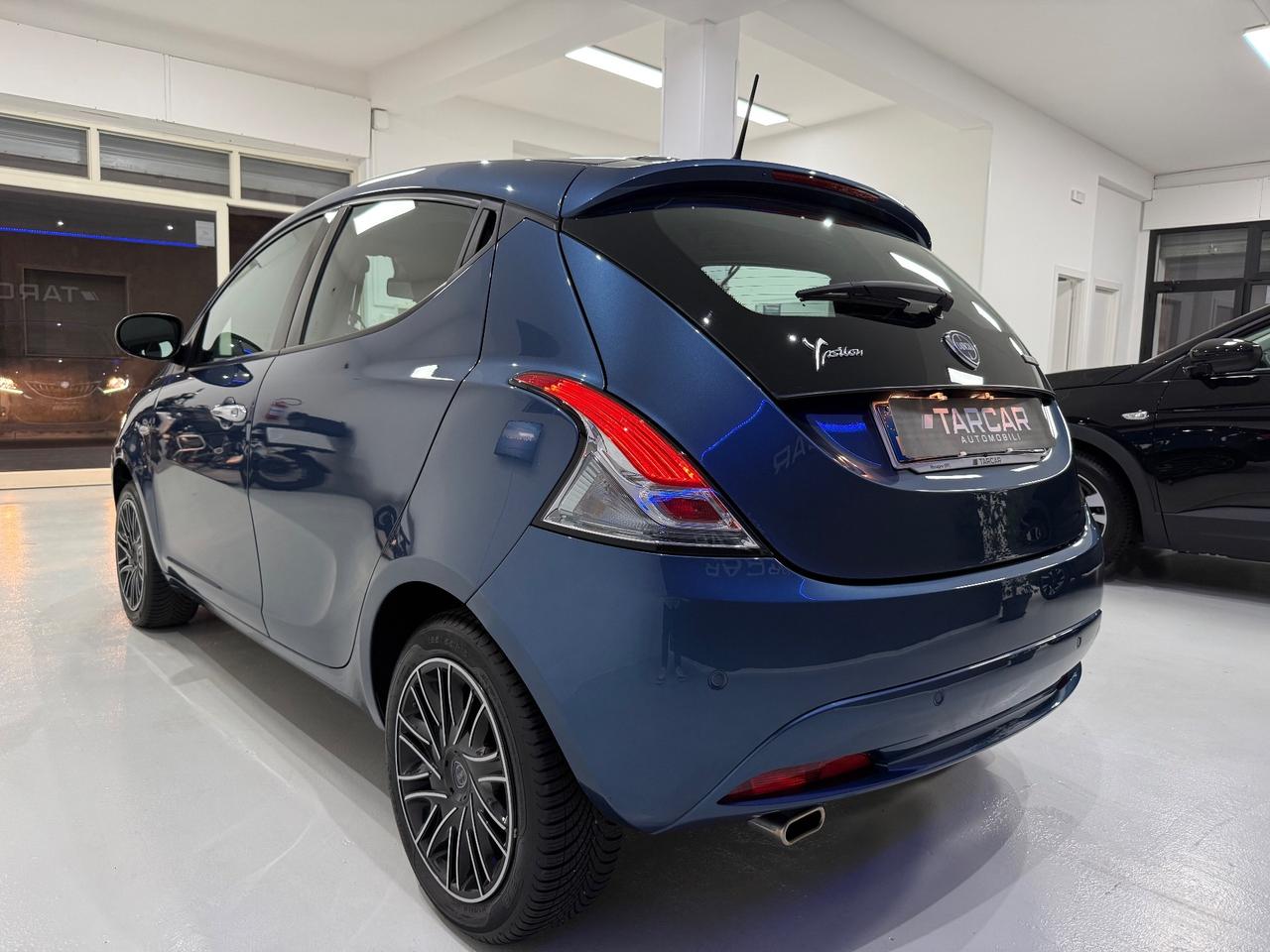 Lancia Ypsilon 1.0 FireFly S&S Hybrid Gold