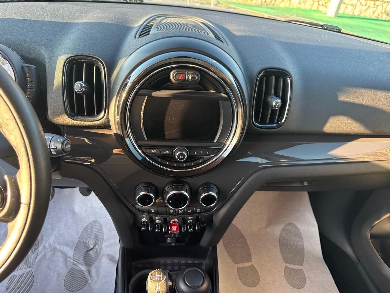 Mini Cooper D Countryman 2.0 SD Business