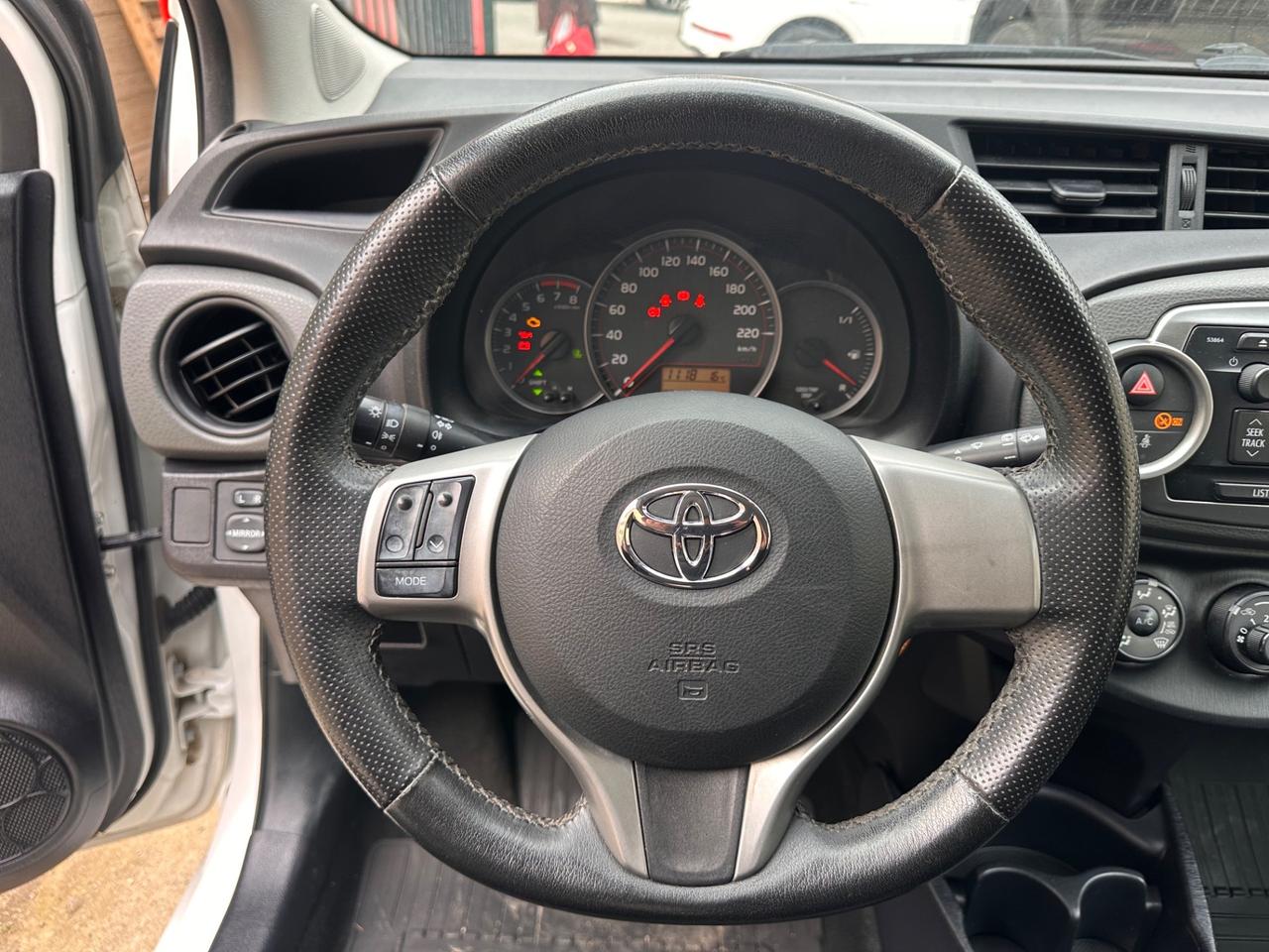 Toyota Yaris 1.0 5 porte Lounge