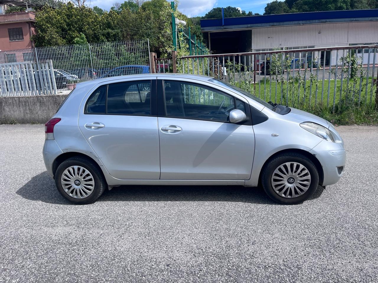 Toyota Yaris 1.3 5 porte Sol