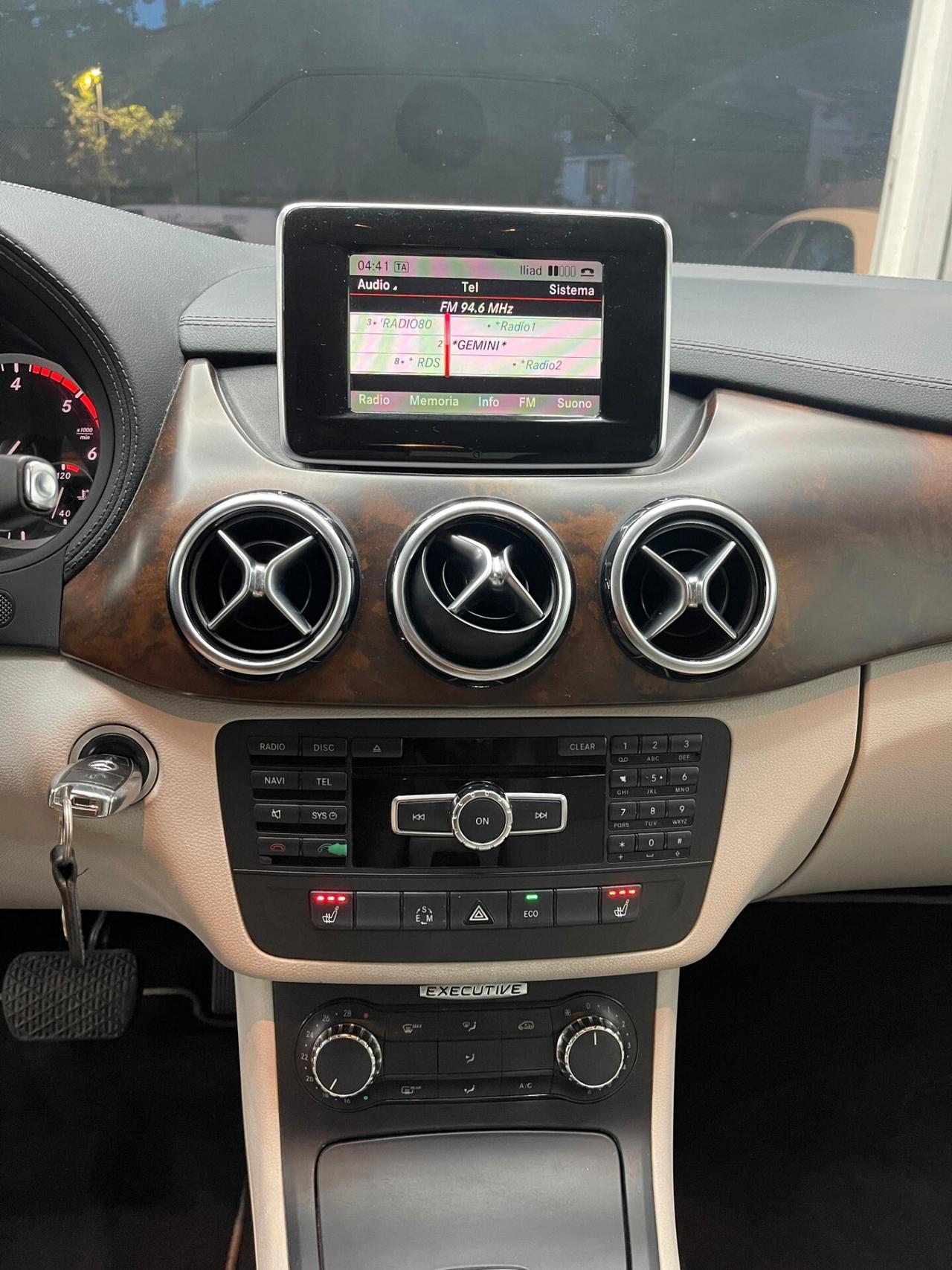 Mercedes-benz B 180 CDI BlueEFFICIENCY Executive