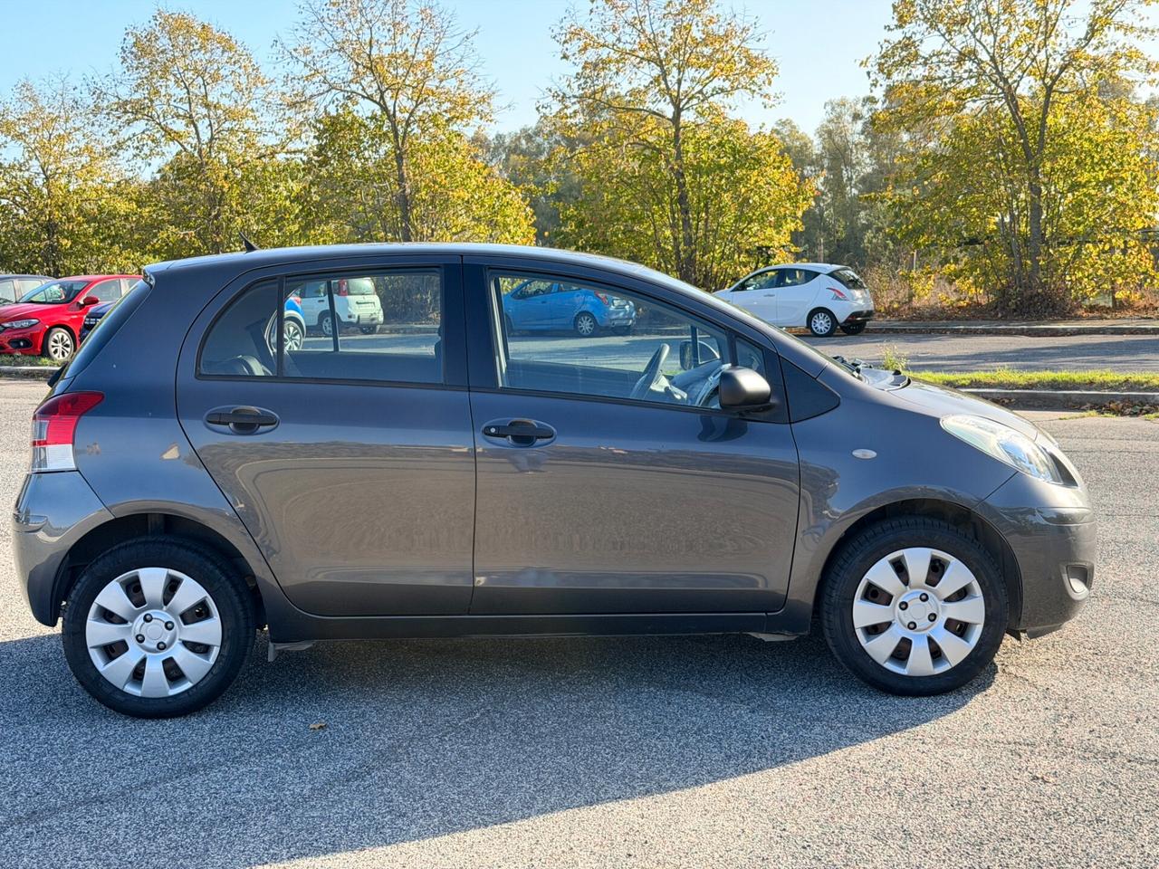 Toyota Yaris 1.0 5 porte Carplay,SOLO 60 MILA KM Neopatentati