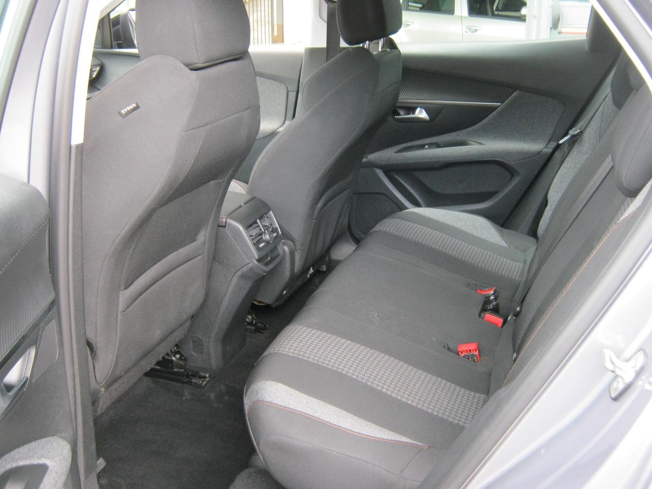 Peugeot 3008 BlueHDi 130 S&S Crossway/car play/navi/led/cam/pdc