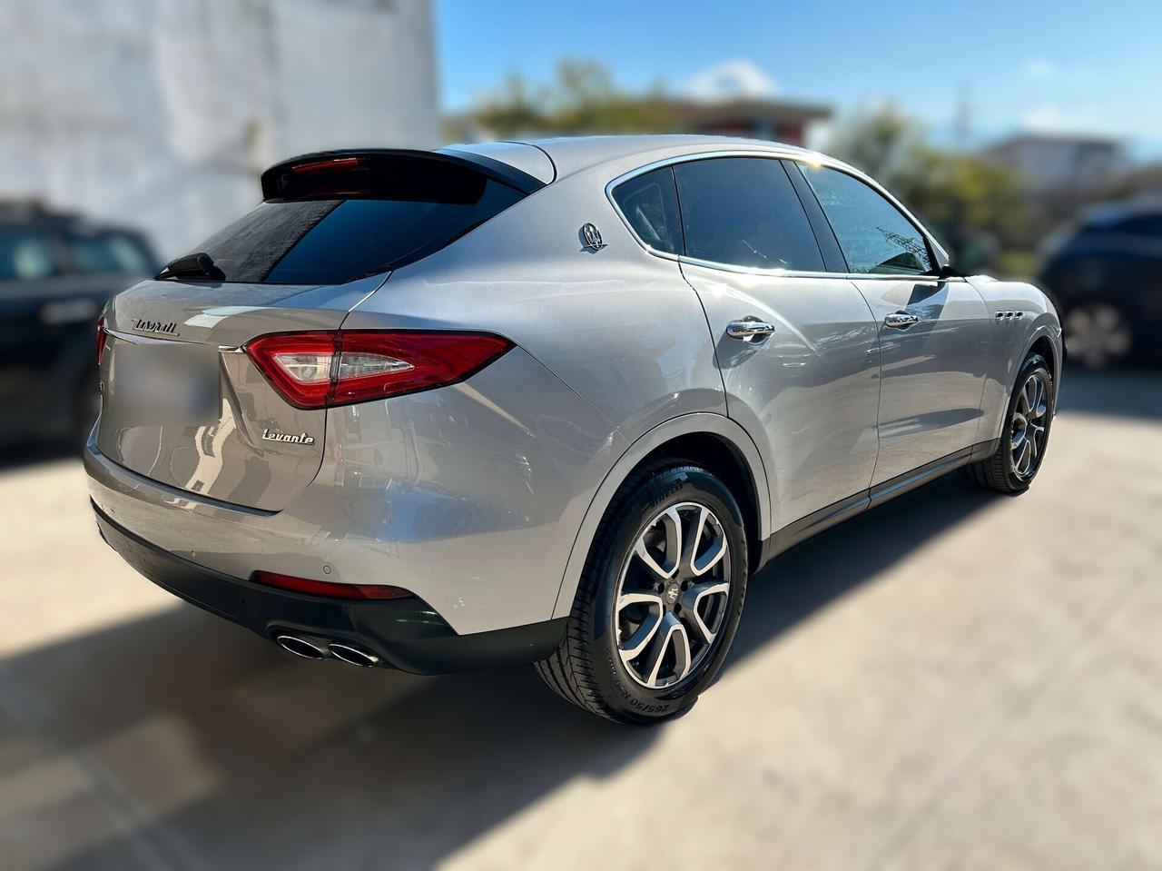 Maserati Levante V6 Diesel 275 CV AWD Granlusso