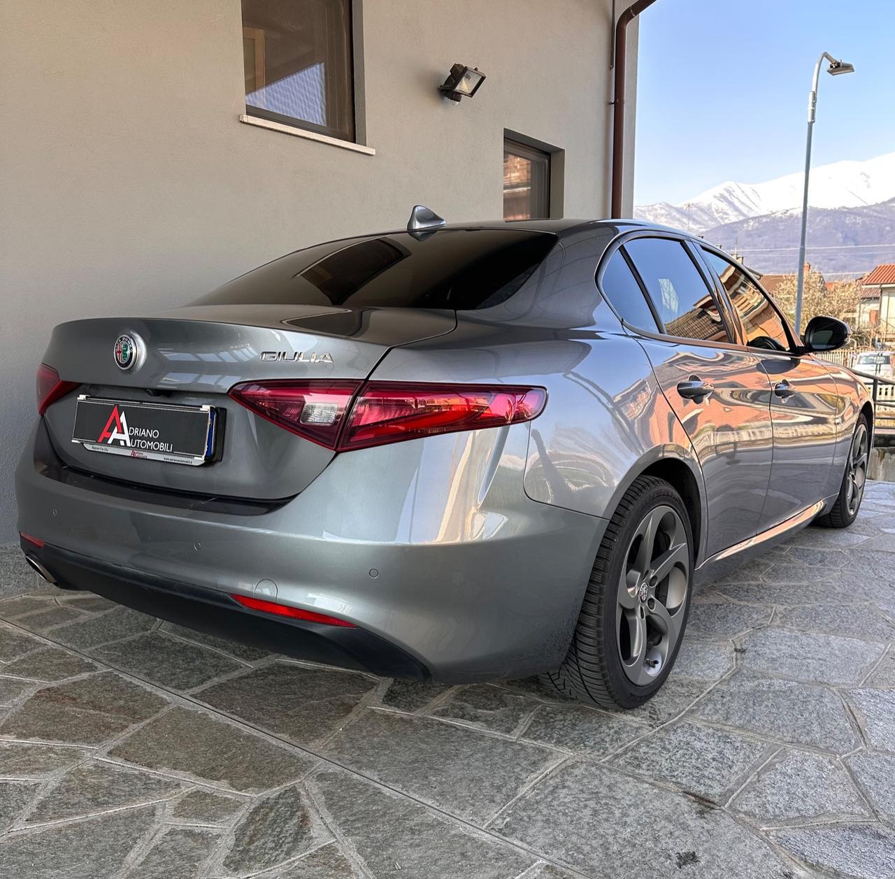 Alfa Romeo Giulia 2.2 t Business 160cv auto