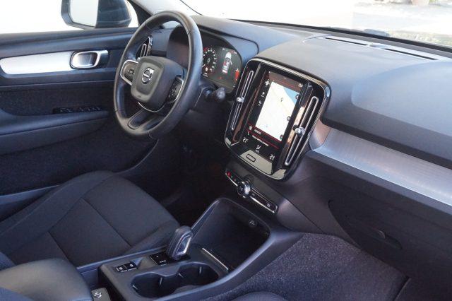 VOLVO XC40 T5 Recharge Plug-in Hybrid Inscription Expression