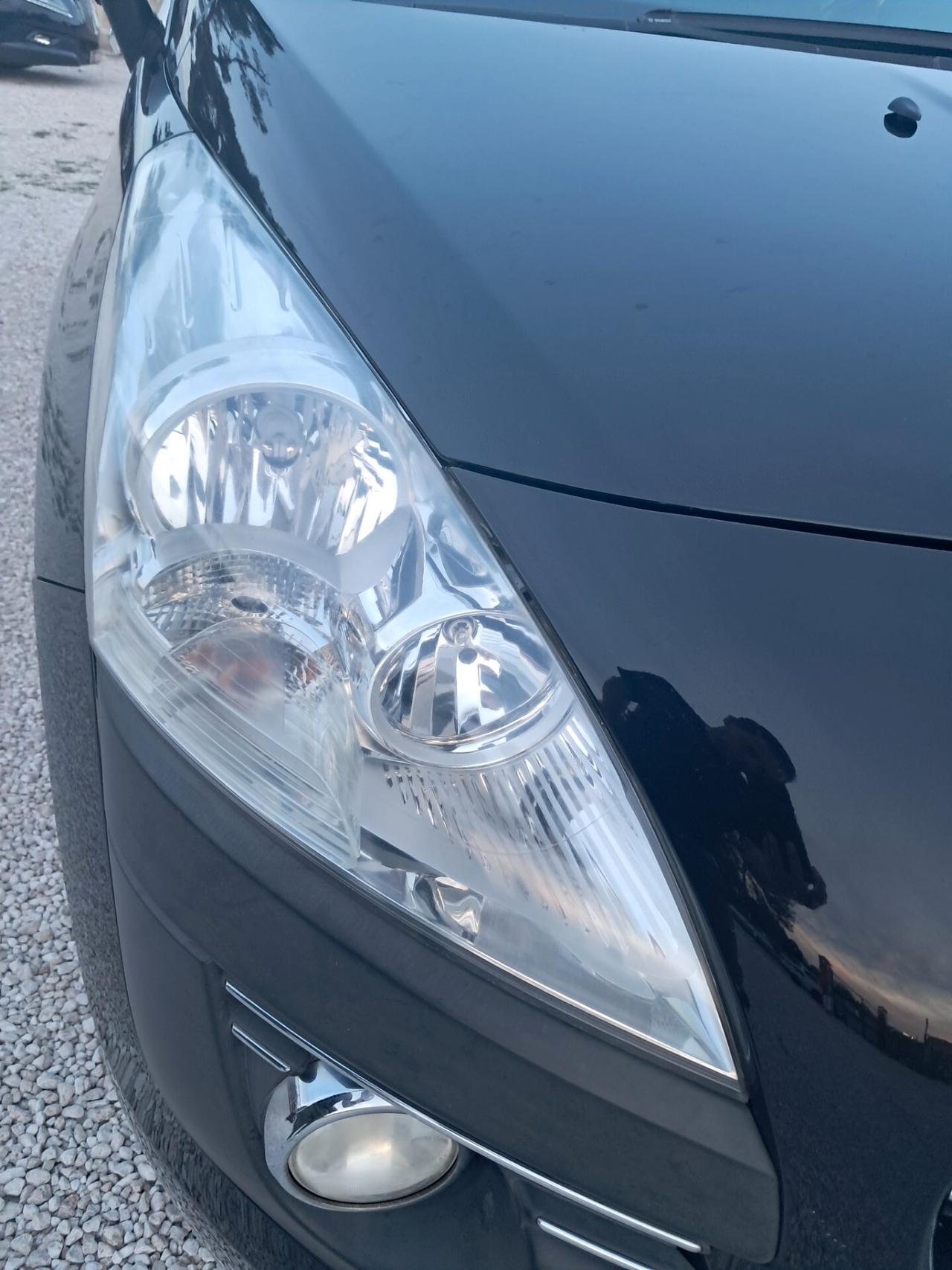 Peugeot 3008 -1.6HDI--110CV* Allure *CLIMA-PARK*
