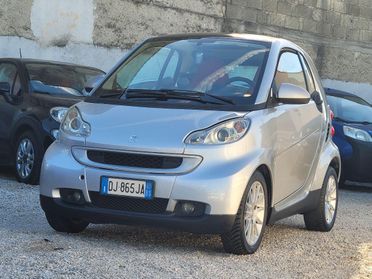 SMART - Fortwo - 1000 52 kW coupé limited one