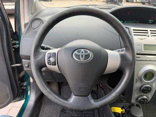 TOYOTA Yaris 2ª serie Yaris 1.3 5 porte M-MT Sol