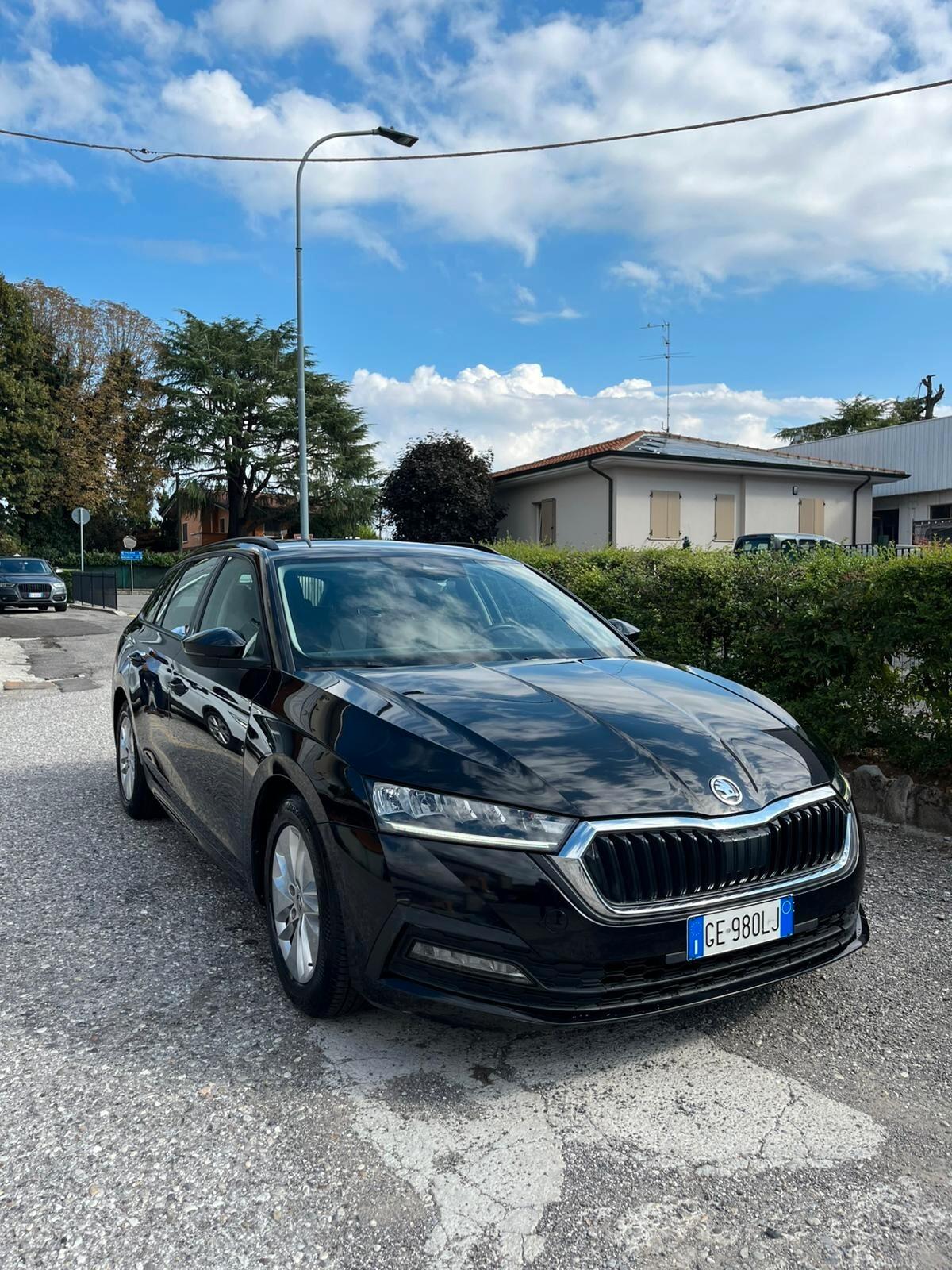 Skoda Octavia 2.0 TDI EVO SCR 150 CV DSG Wagon Style