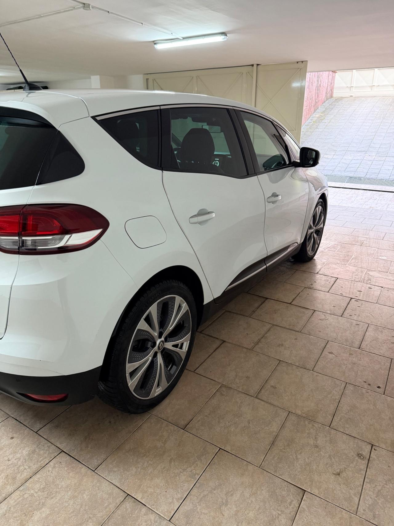 Renault Scenic Scénic dCi 8V 110 CV Energy Bose