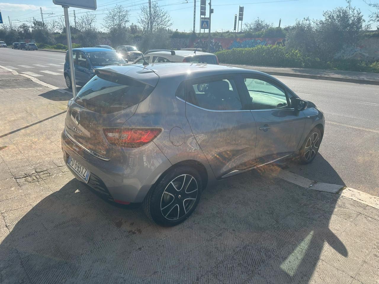 Renault Clio TCe 12V 90CV Start&Stop 5 porte Energy Duel2