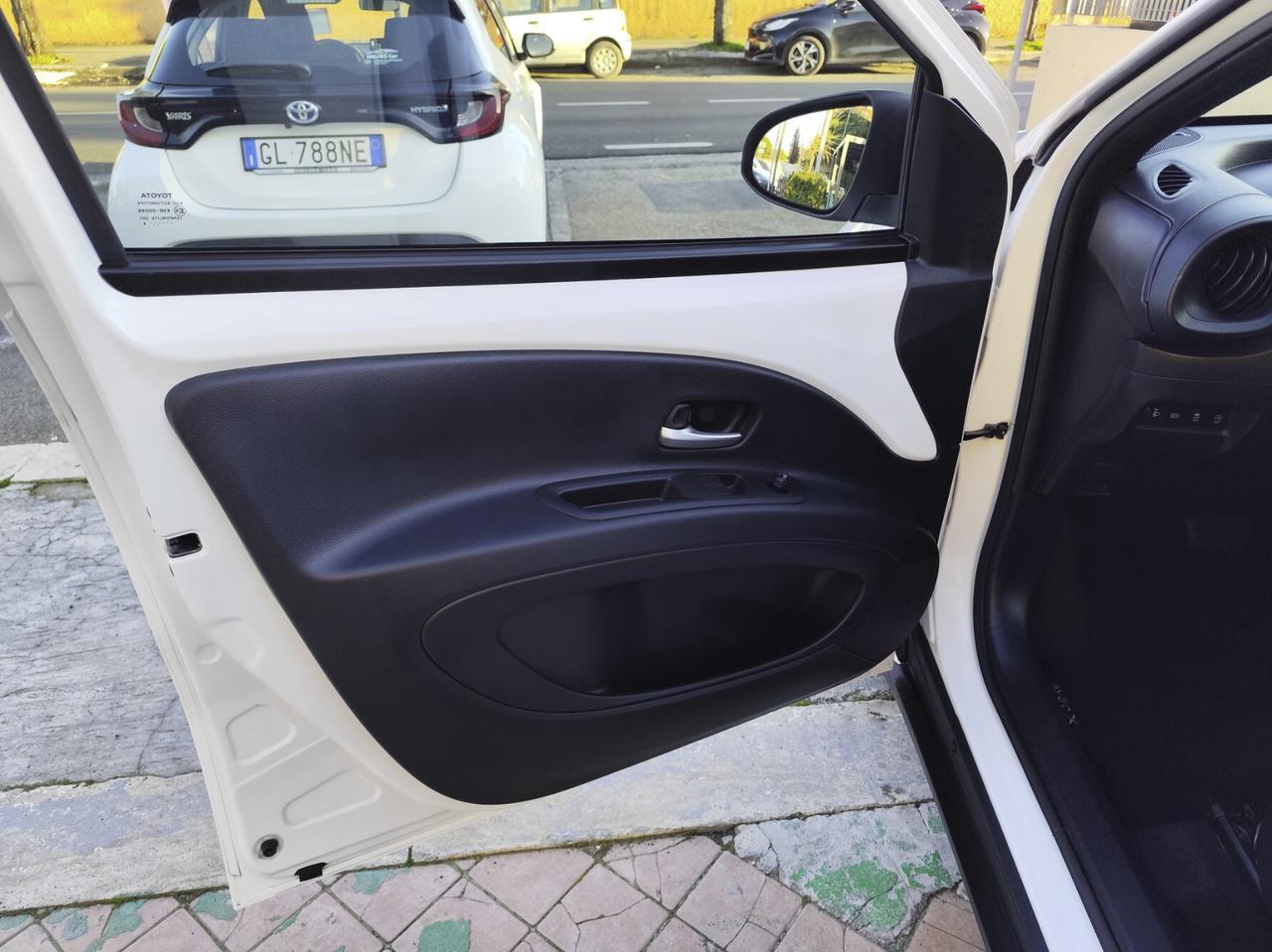 Toyota Aygo X 1.0 VVT-i 72 CV 5 porte Active S-CVT