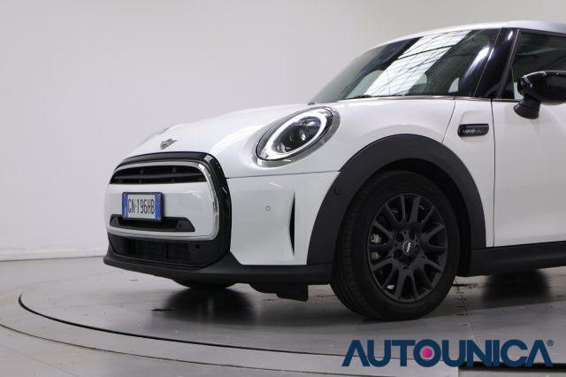 MINI Cooper 1.5 COOPER CAMDEN 5PORTE AUTOMATICA TETTO PANORAMA