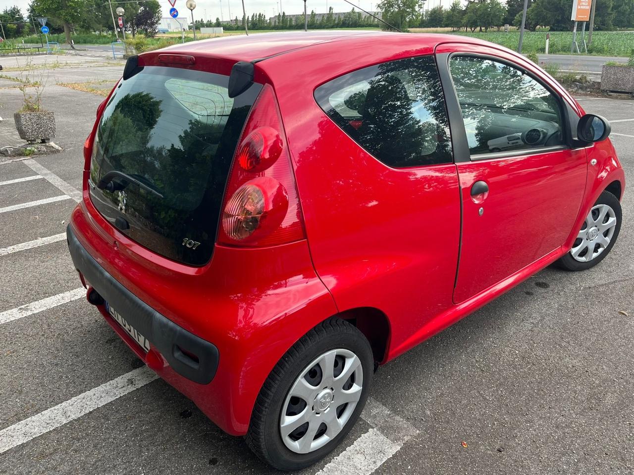 Peugeot 107 1.0 68CV 3p. Access