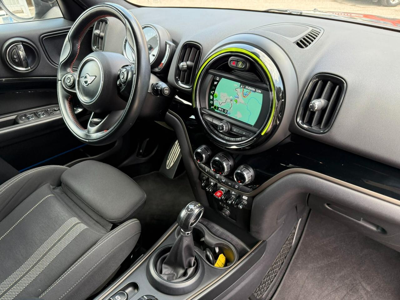 Mini 2.0 Cooper SD Hype Countryman Automatica