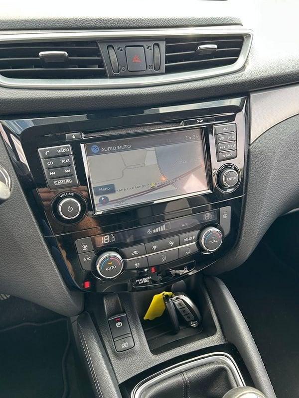 Nissan Qashqai 1.5 dci Tekna 110cv